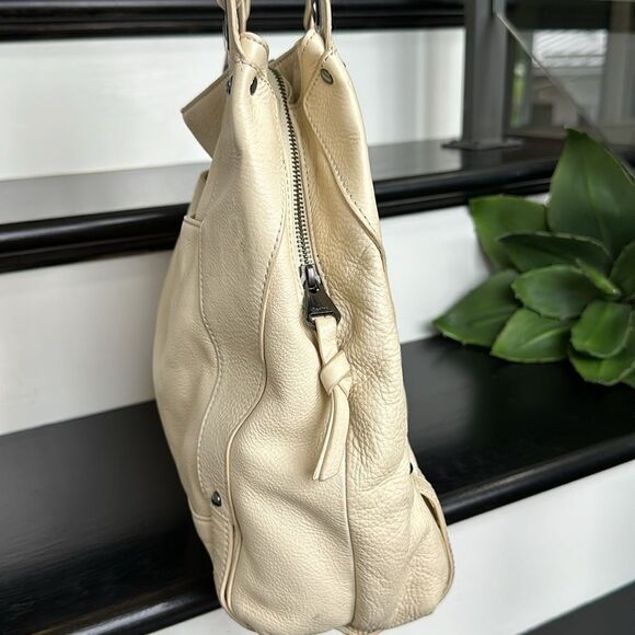 New Perlina, genuine, leather, oversized, shoulder, handbag purse soft luxurious - Picture 4 of 15